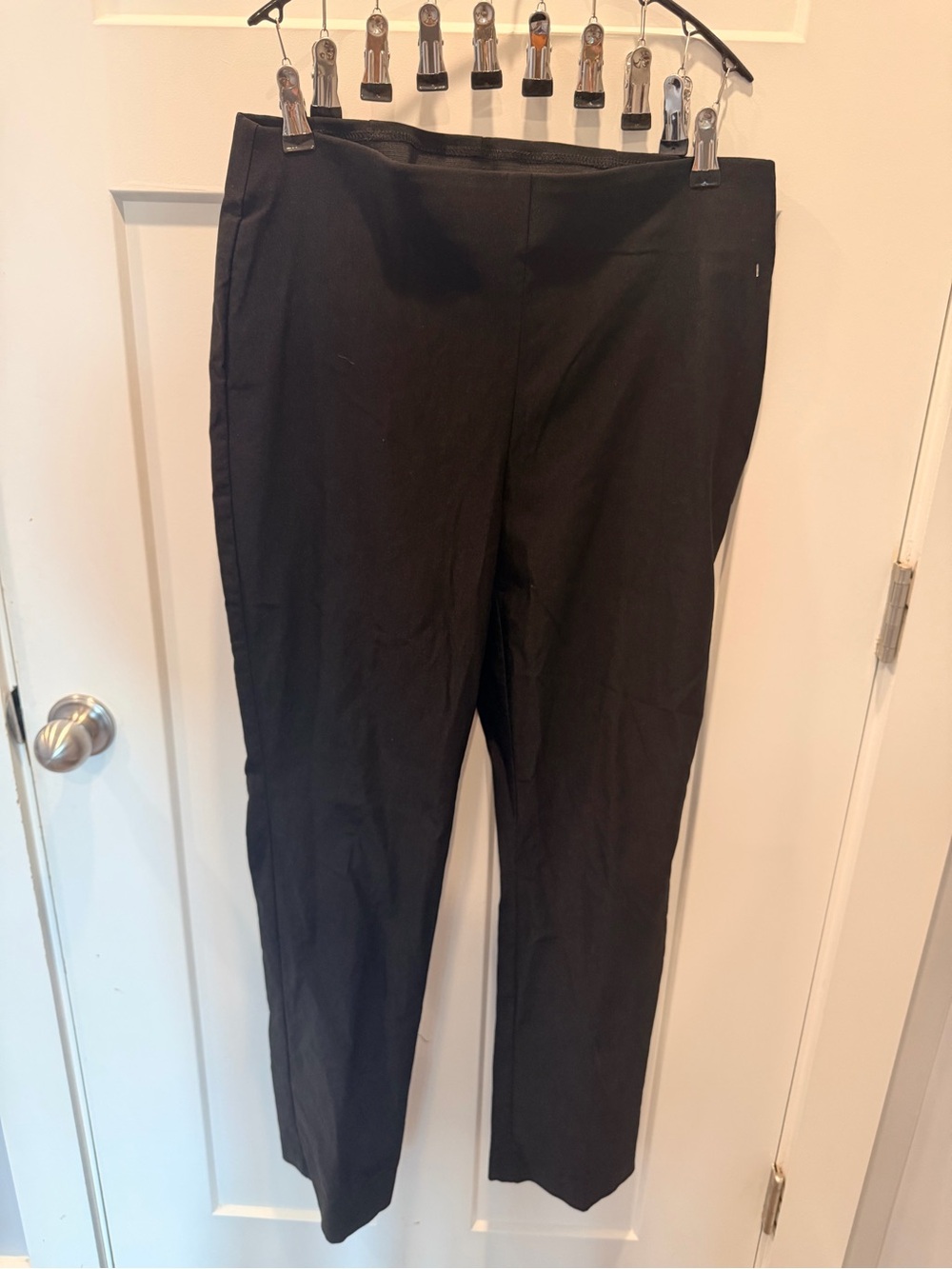 Chico’s So Slimming Pants Size 1.5 US 10 Black Stretch Straight Leg